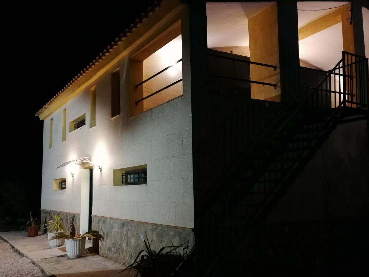 Habitaciones En Finca Olivo Y Almendro Ucenda Eksteriør bilde