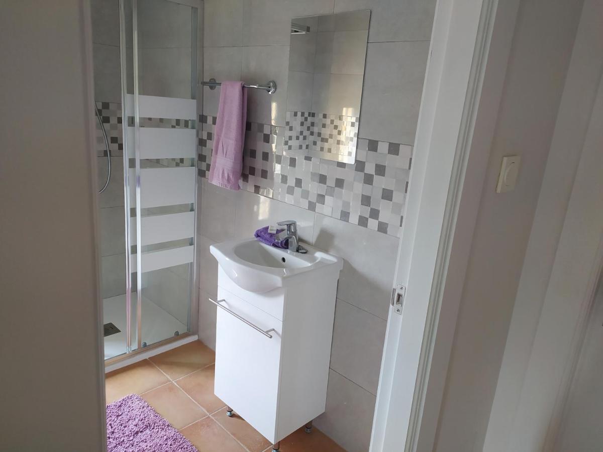 Habitaciones En Finca Olivo Y Almendro Ucenda Eksteriør bilde