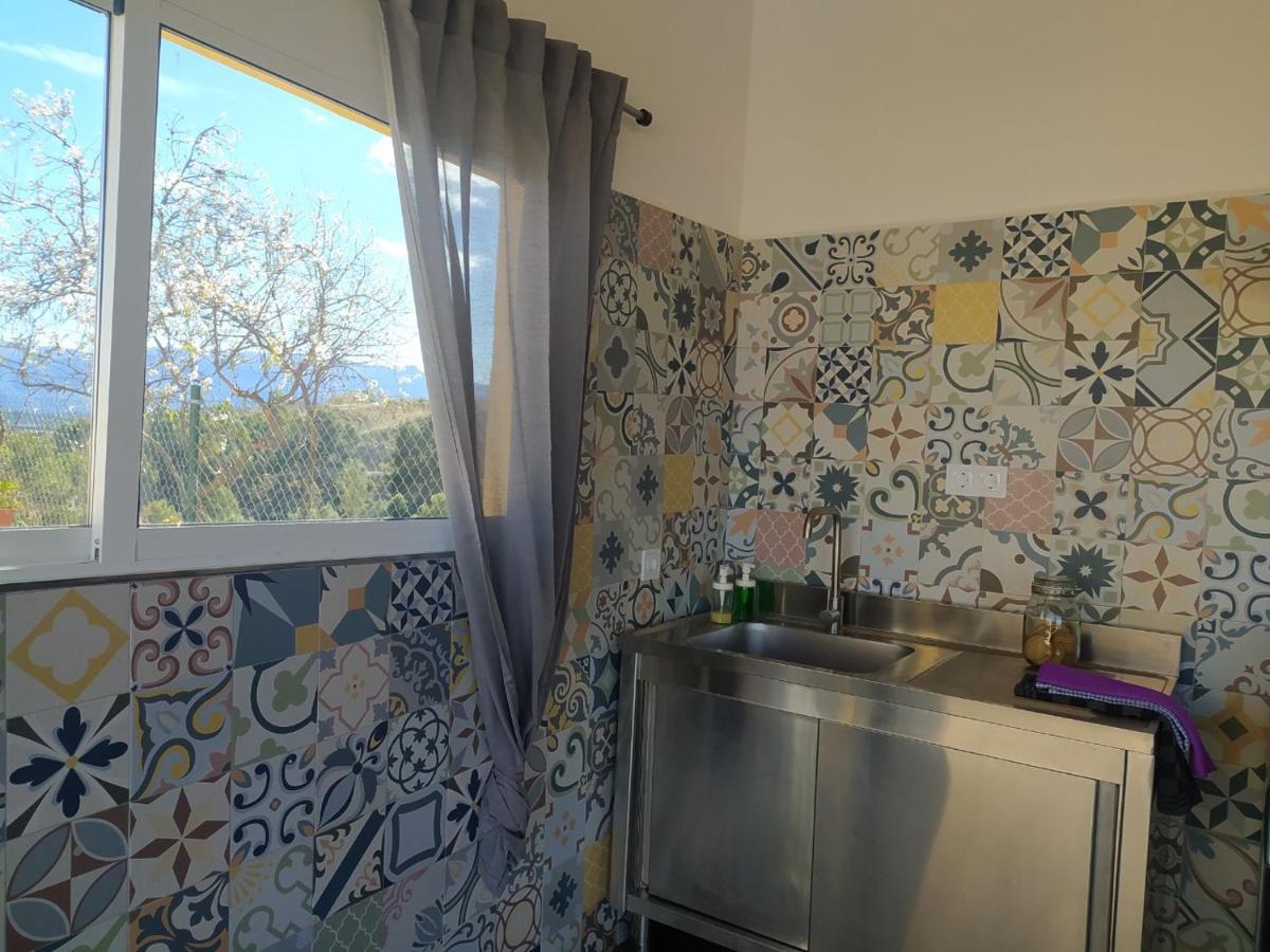 Habitaciones En Finca Olivo Y Almendro Ucenda Eksteriør bilde